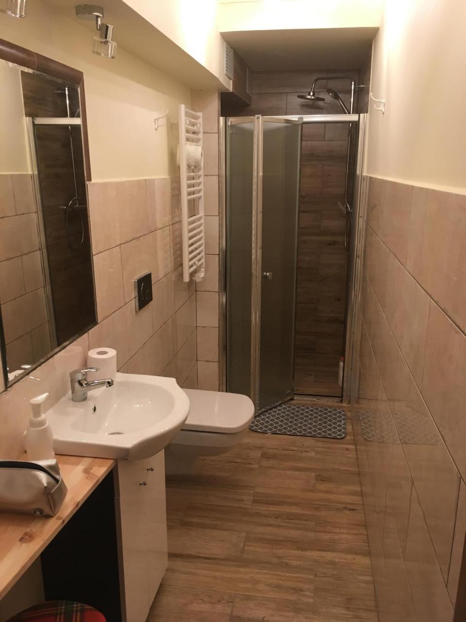 Apart Modra 92a * Warszawa